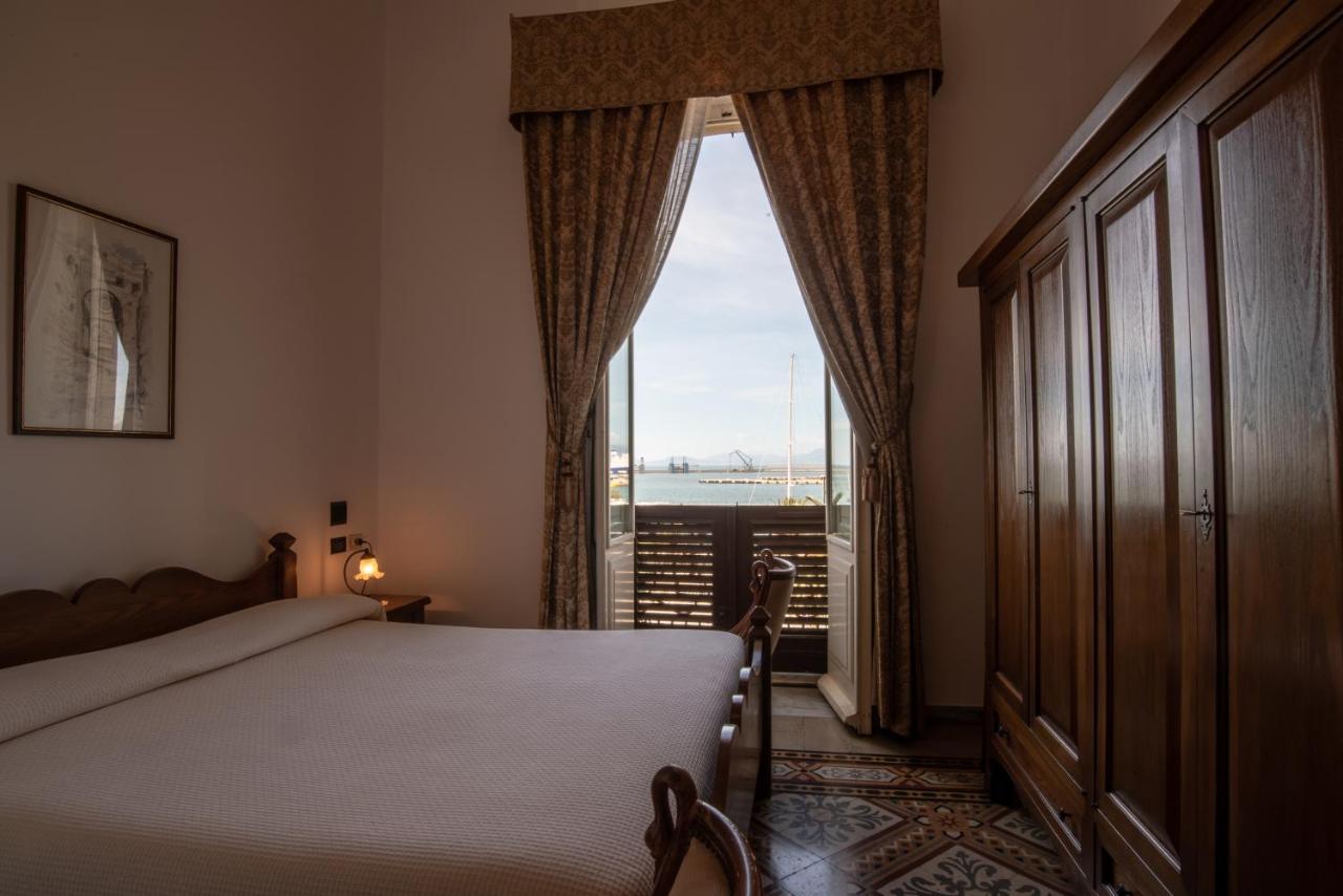Hotel Aer Bj Vittoria Cagliari Exterior photo
